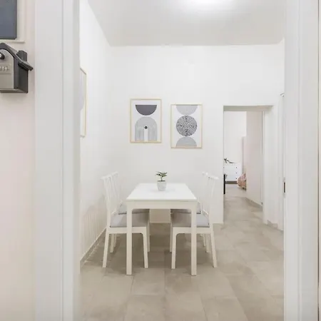 Apartment Mutina Design - Life & Hesperia Hospital